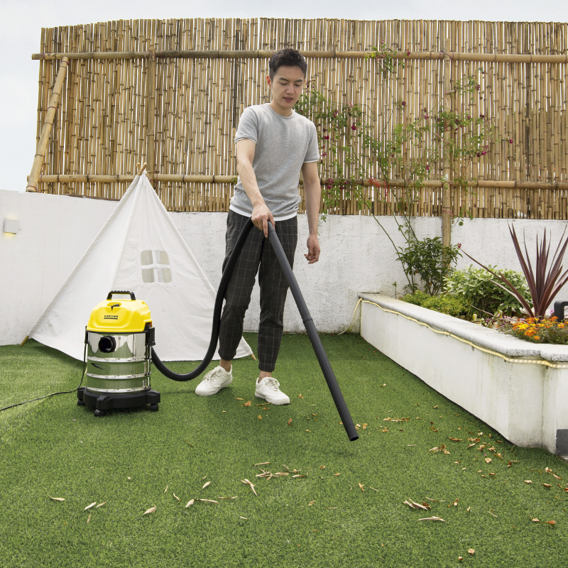 Aspiradora en seco y húmedo con tanque de acero WD 1s