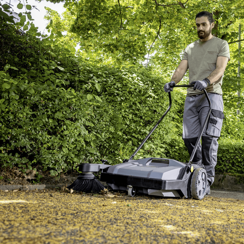 Barredora de pisos industrial KM 70/15 de Karcher