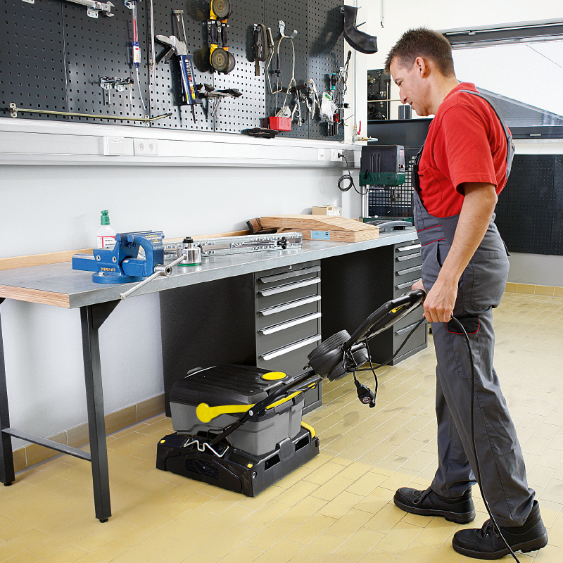 Fregadora lavadora de pisos BR 40/10